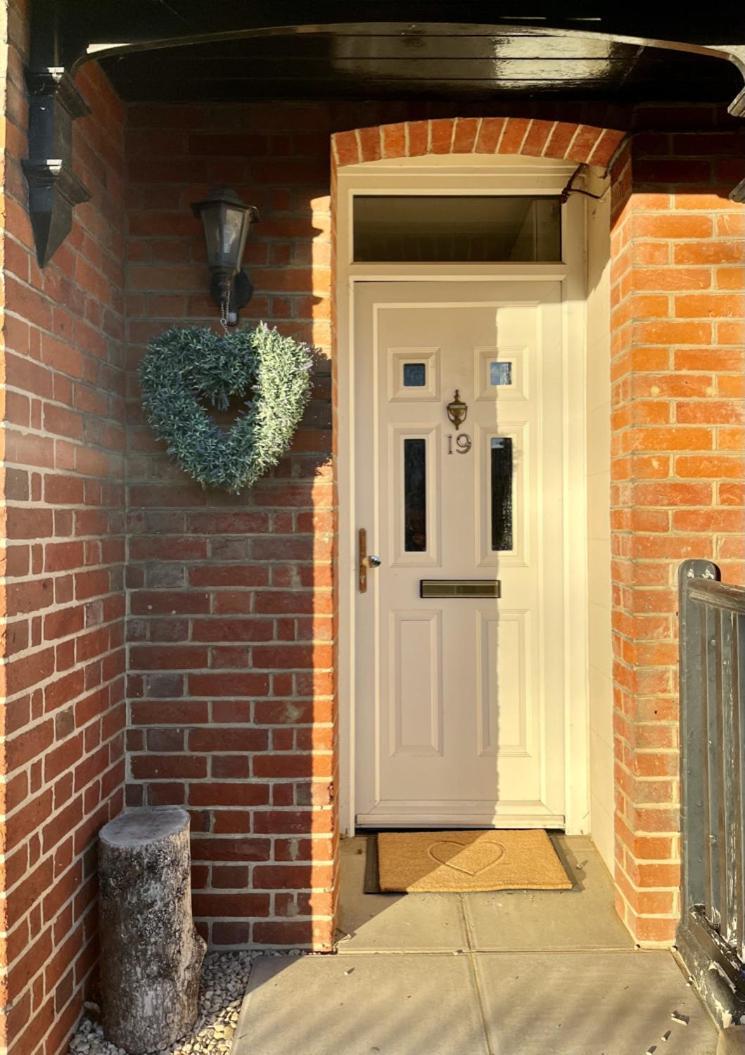 Spacious Two-Bedrooms House, Private Parking, Contractors, Relocators Oxford Luaran gambar